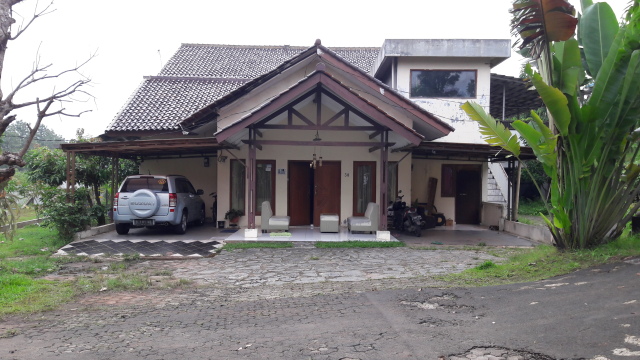 Tampak depan