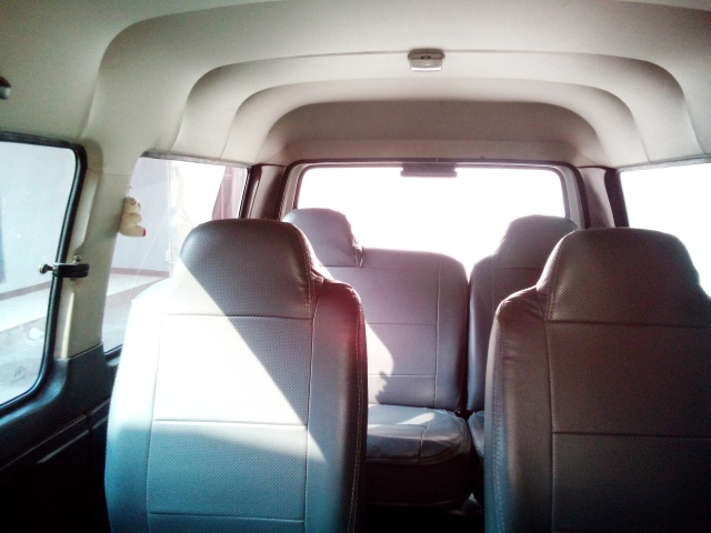 TAMPAK DALAM HADAP KE BELAKANG