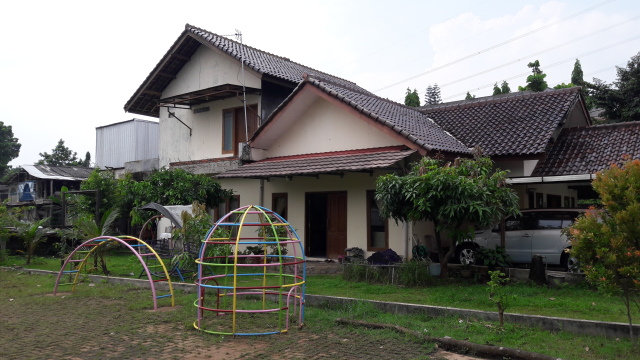 Tampak samping kanan