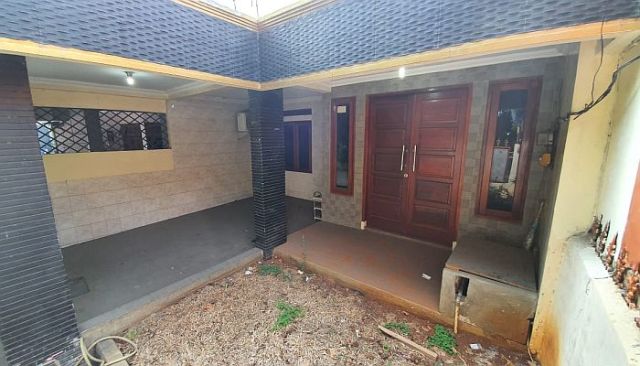 RUMAH Duta Kranji Bintara