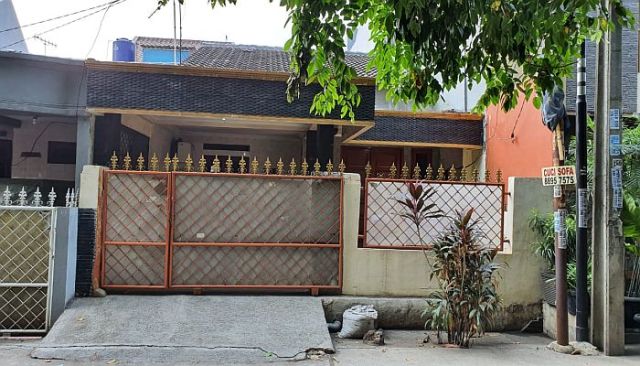 RUMAH Duta Kranji Bintara